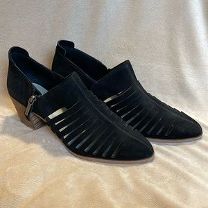 1. State Arnet Bootie